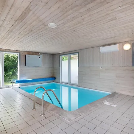 Stunning In With Sauna, Swimming Pool And Wifi 別荘 *